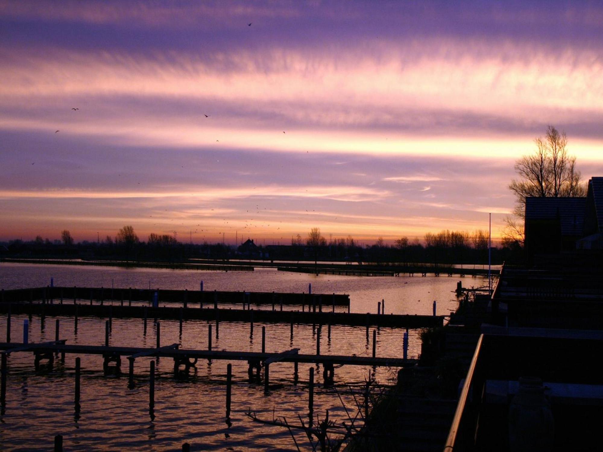Lake-View Apartment Close To Amsterdam Uitgeest ภายนอก รูปภาพ