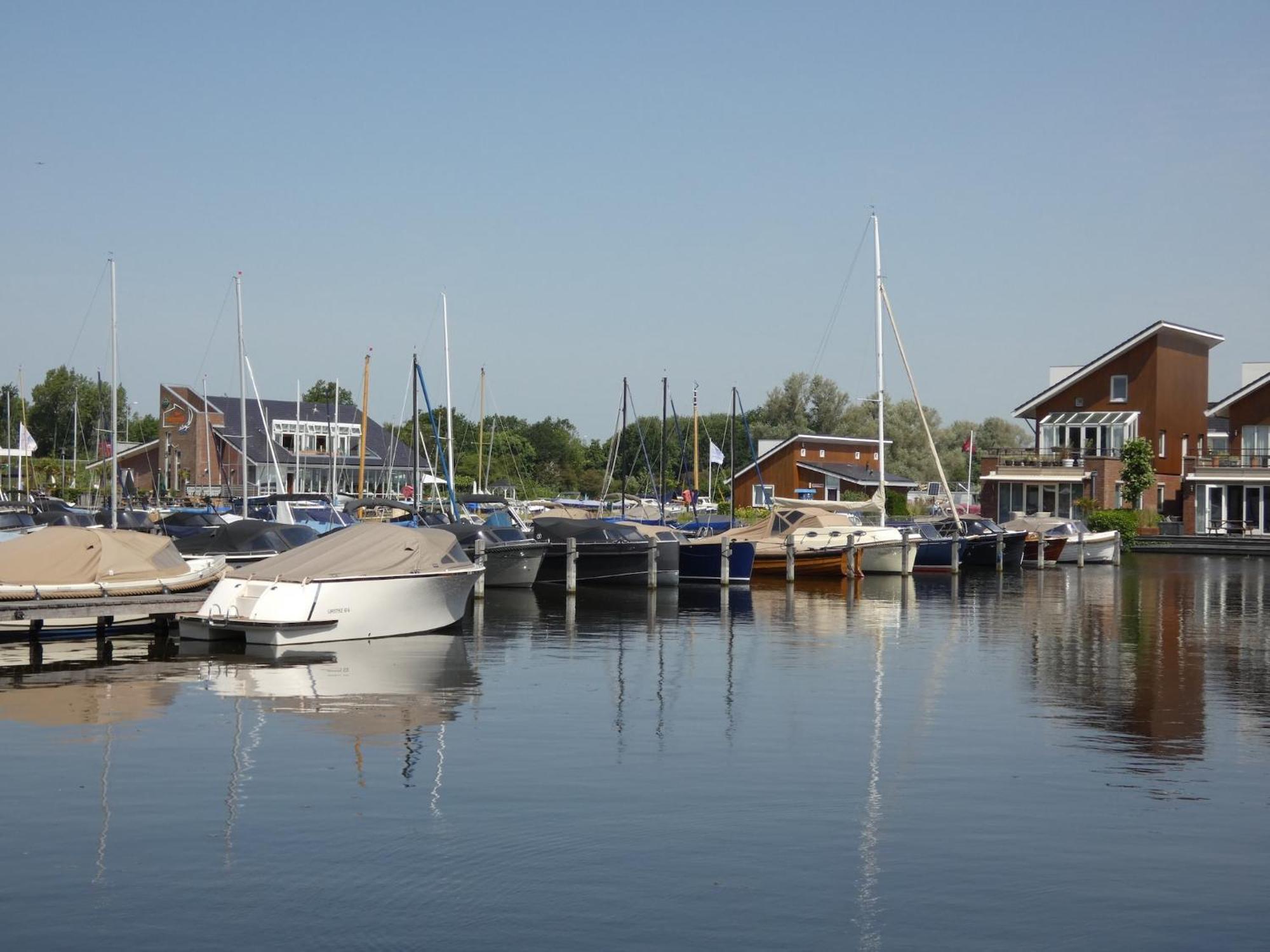 Lake-View Apartment Close To Amsterdam Uitgeest ภายนอก รูปภาพ